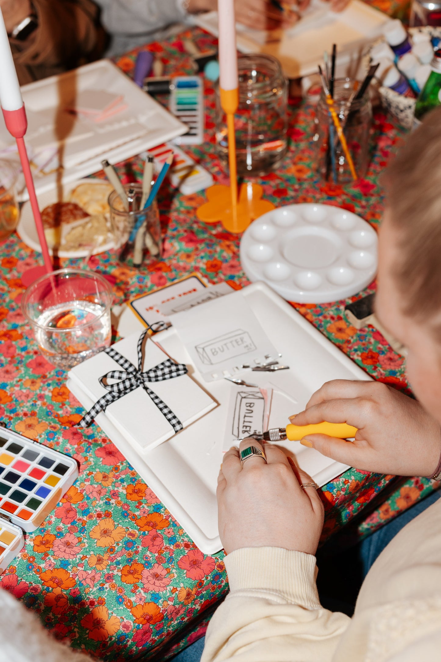 A Petal Pusher Galentines' Workshop