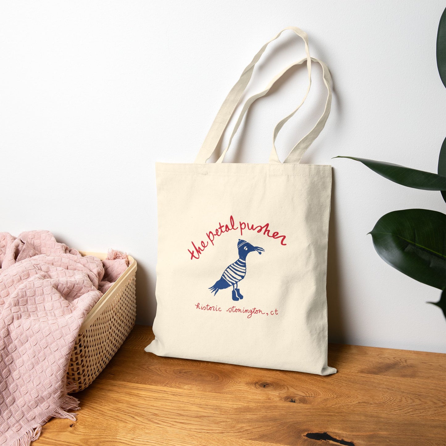 Lighthouse Museum Tote Bag - Seagull